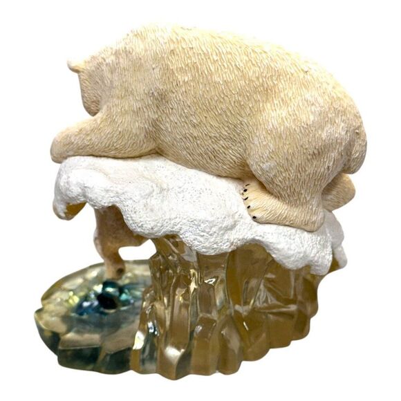 The Hamilton Collection "Icy Rescue" Polar Bear Sculpture Figurine Arctic - Picture 3 of 7